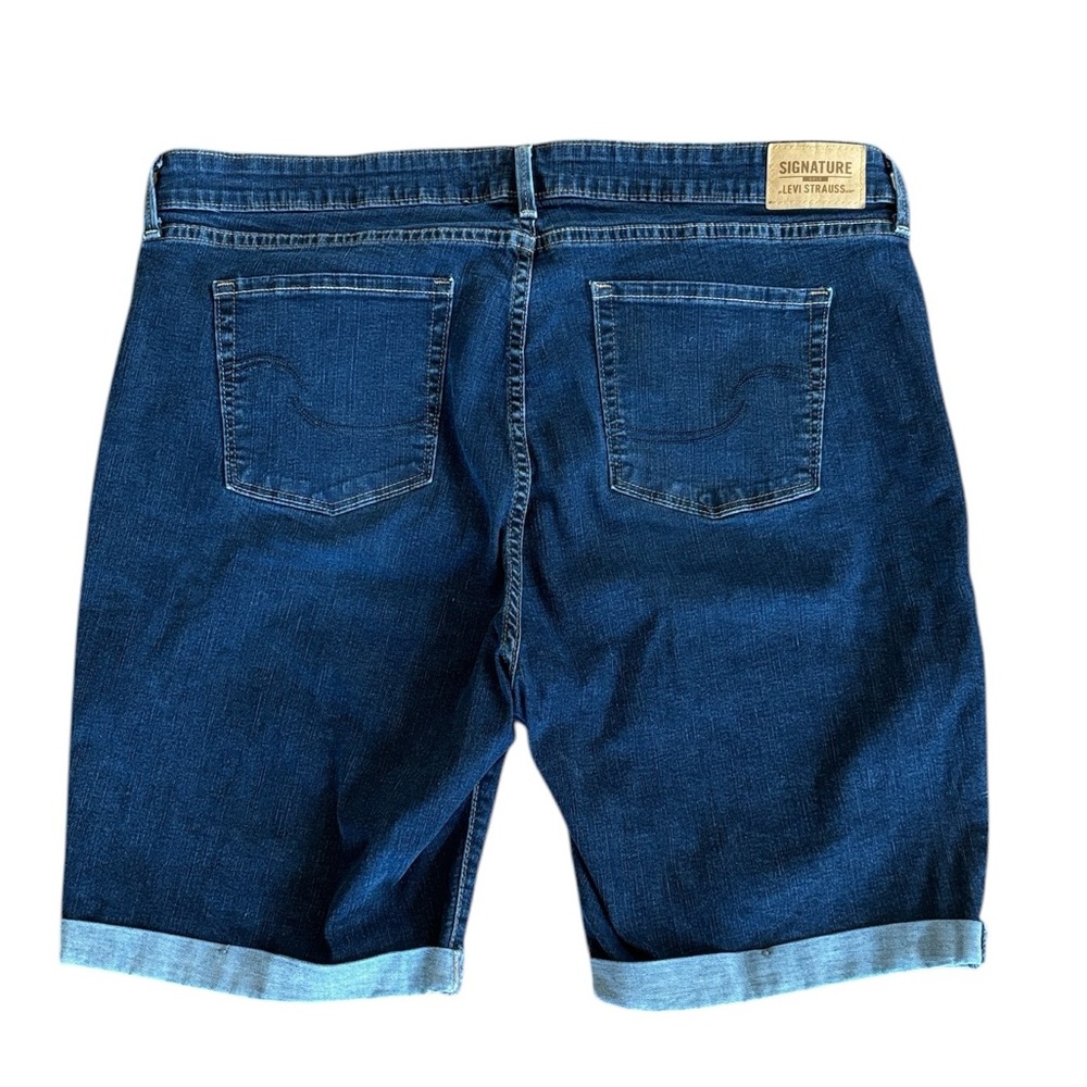 Signature Levi's High Waist Blue‎ Jean Cuffed Bermuda Shorts Size 20 - Picture 2 of 4